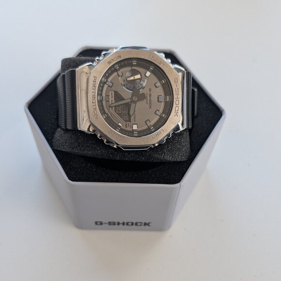 G-Shock GM2100-1AER - Picture 1 of 4